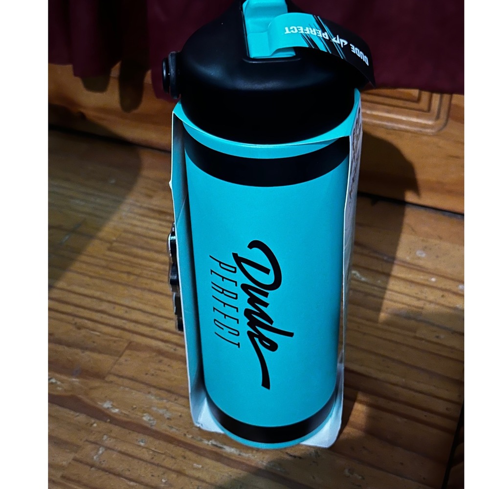 Dude Perfect 24oz Insulated Water Bottle Teal Black with Noggz Collectibles